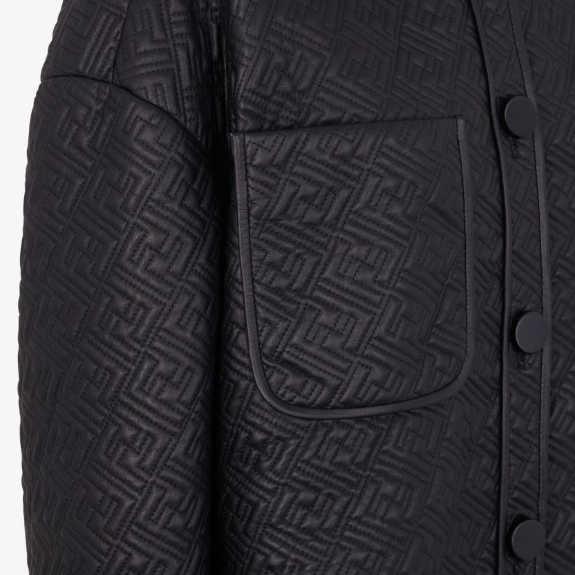 Fendi kvinner go-to-jakke i nappaskinn NXB4XN1236 svart klær