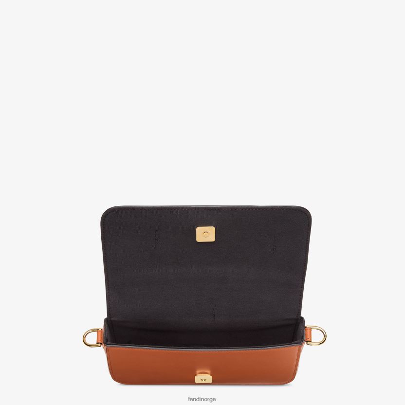 Fendi kvinner grafikk på lommebok i kjedeskinn NXB4XN1416 brun tilbehør