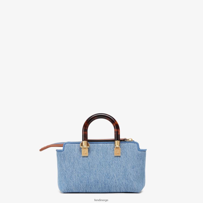 Fendi kvinner liten boston bag i denim NXB4XN638 lyse blå tilbehør