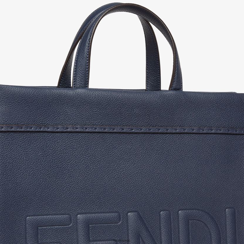 Fendi menn medium go to shopper skinnveske NXB4XN1821 blå tilbehør