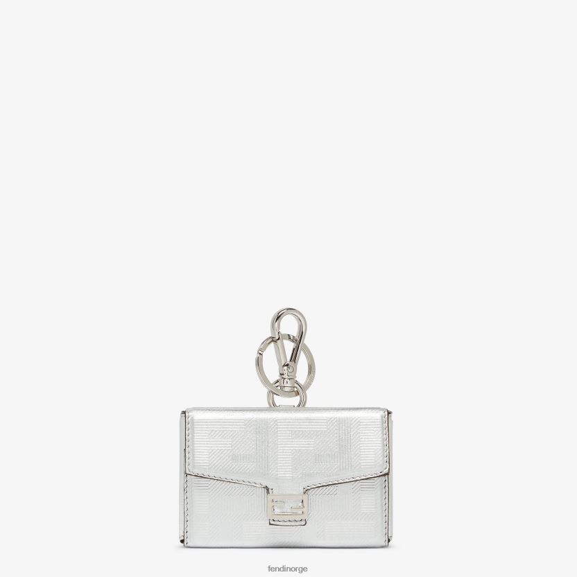 Fendi menn laminert lær sjarm NXB4XN2344 sølv tilbehør